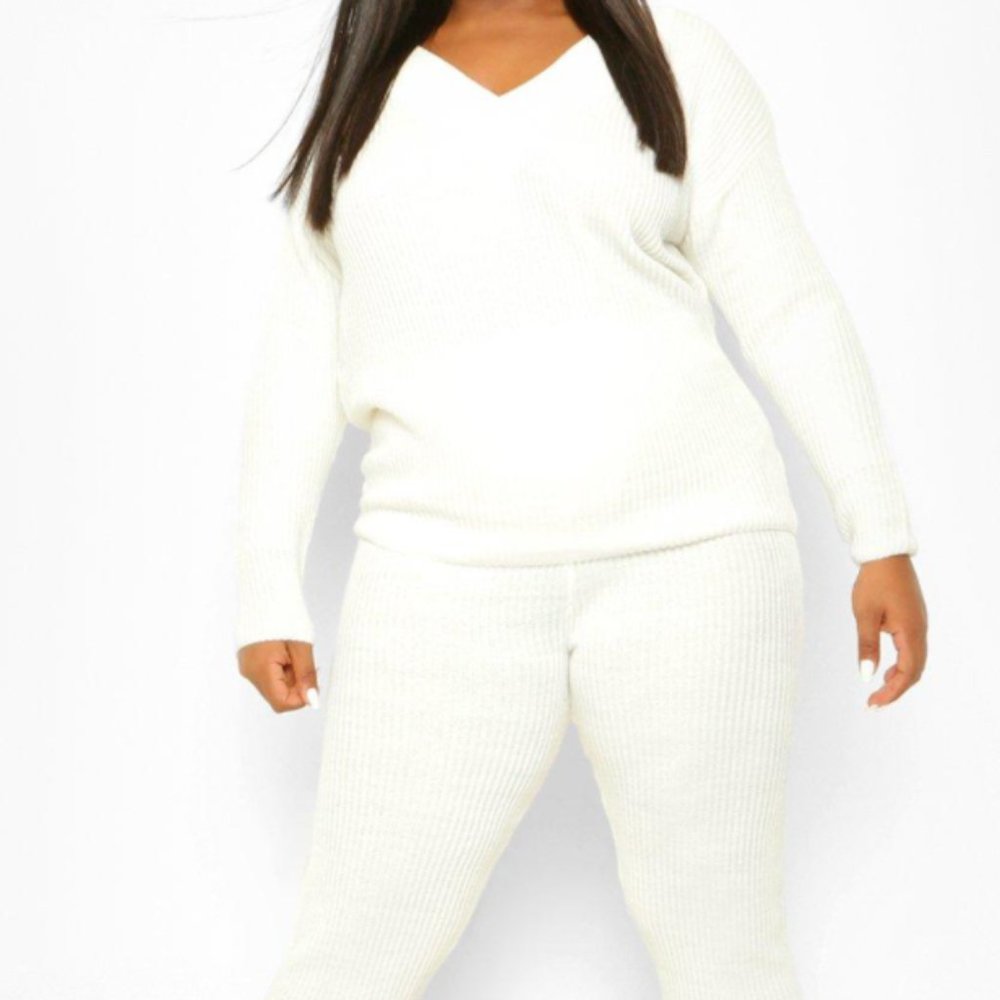 V Neck Lounge Set